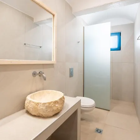 Maria Christina Apartment