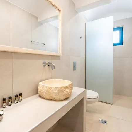 Maria Christina Apartment
