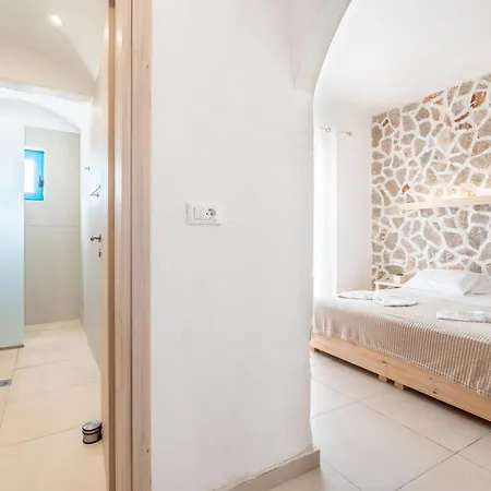 Maria Christina Apartment