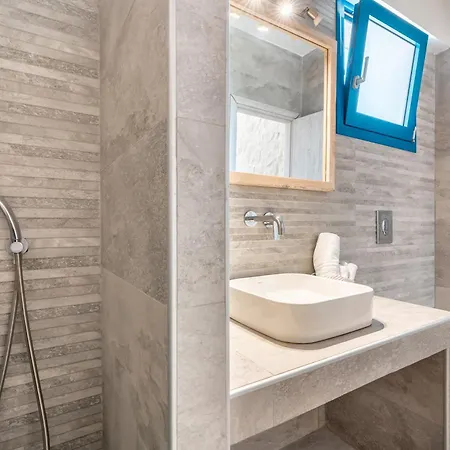 Maria Christina Lägenhet Faliraki